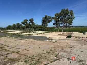 Pronájem, komerční/sklad, 5000 m2, 50364 Měník, Hradec Králo