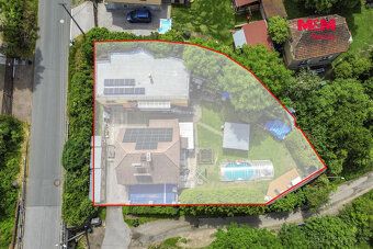 Nabízíme k pronájmu útulný byt 1+1 o výměře 36 m², který nal