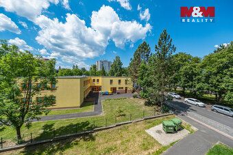 Nabízíme na prodej byt 1+1 o užitné ploše 35 m² v panelovém 