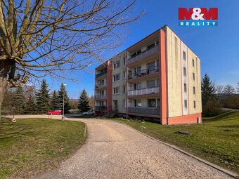 K dlouhodobému podnájmu nabízíme útulný a světlý byt 2+kk o 