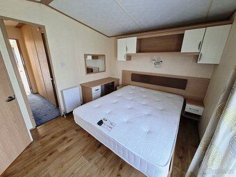 Luxusní zánovní celoroční dům z Anglie atypický, prostorný a