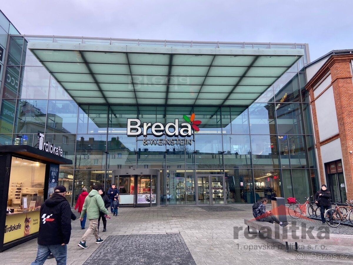 Nabízíme k pronájmu obchodní prostor o celkové výměře 265 m²