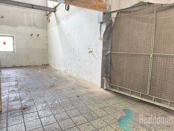 REALDOMUS Vám exkluzivně zprostředkuje pronájem garáže o uži