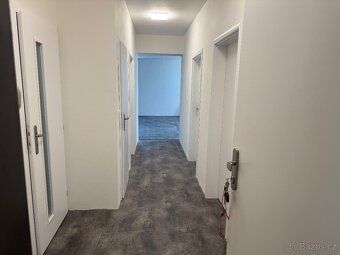 PRODEJ 4+kk 100 m², garáž, lodžie, klima, zahrada – Mníšek p