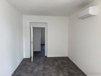 PRODEJ 4+kk 100 m², garáž, lodžie, klima, zahrada – Mníšek p