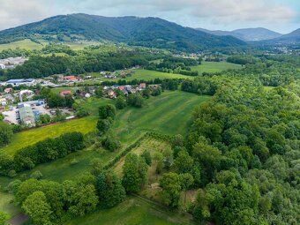 Nabízíme k prodeji pozemky o výměře přes 14 500 m² v klidné 