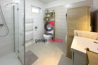 Prodej domu 6+kk, užitná plocha 158 m² + garáž, pozemek 475 