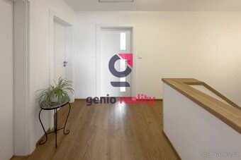 Prodej domu 6+kk, užitná plocha 158 m² + garáž, pozemek 475 