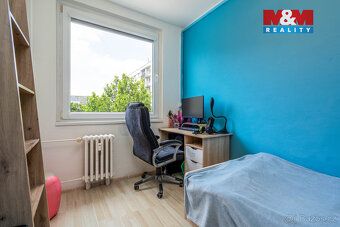 Nabízíme k prodeji prostorný byt o dispozici 4+1 a užitné pl