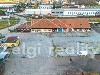 Nabízíme k prodeji unikátní soubor dvou sousedících průmyslo