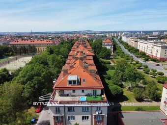 Ev.č. yIVB8678 Naše společnost nabízí pronájem bytu o dispoz