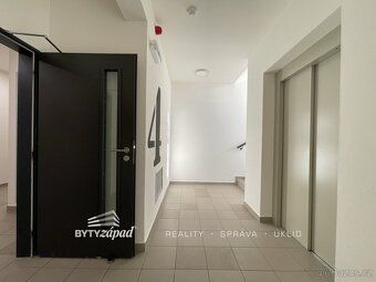 Ev.č. yJSB8661 Naše společnost nabízí pronájem plně zařízené