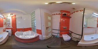 Ev.č. yJSB8648 Nabízíme Vám k pronájmu plně vybavený a nadst