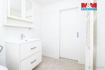 Nabízíme k prodeji byt 2+kk v části města Kolín V o užitné p