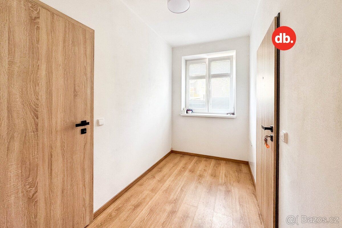 Ev.č. 01818 Nabízím pronájem bytové jednotky v přízemí cihlo