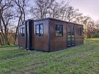 Prodám Mobilní rozkládací chatu. Elektroinstalace, zateplení