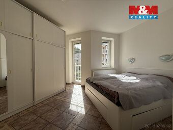 Nabízíme k prodeji byt 2+kk o užitné ploše 55 m² s garážovým