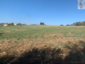 Nabízíme k prodeji stavební pozemek o rozloze 9 675 m² v kli