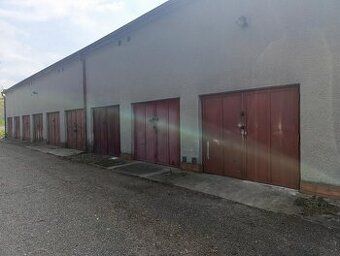 Pronájem garáže 19 m² – Pražská (u sídliště), suchá, dobrá l