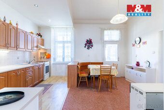 Exkluzivně nabízíme k prodeji byt o dispozici 3+1 v bytovém 