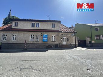 Nabízíme k pronájmu restauraci/komerční prostory v centru mě