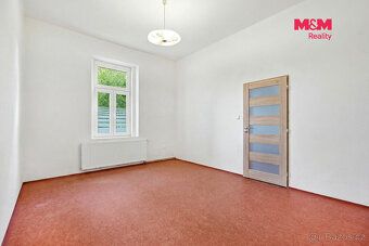 Hledáte bydlení s atmosférou rodinného domu a výhodami městs