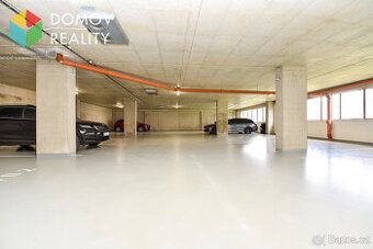 Nabízíme Vám k dlouhodobému pronájmu garážové parkovací stán