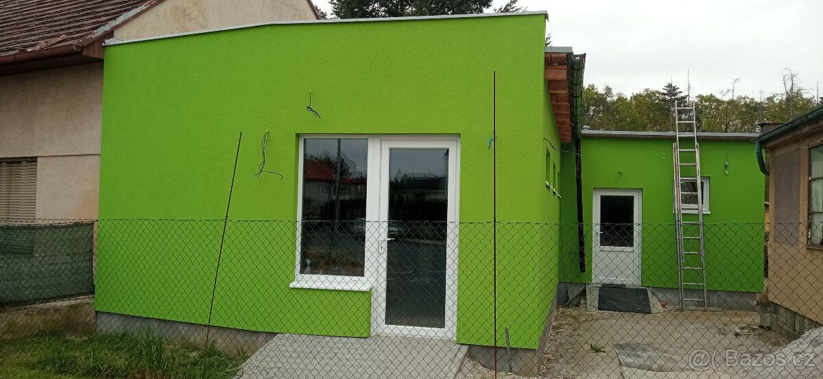 Nabízíme k pronájmu prostor 80m2, sociální zařízení, parková