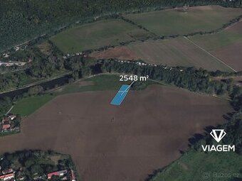 V katastrálním území Bukovka (okres Pardubice) nabízím k pro