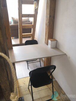 REALDOMUS Vám zprostředkuje pronájem stylově rekonstruovanéh