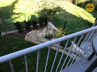 Moderní rodinný dům 2+kk se zahrádkou, balkonem a fotovoltai