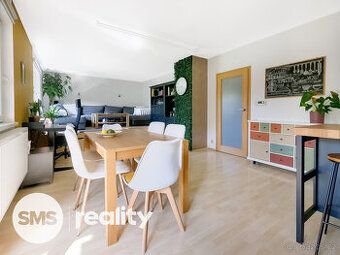 Moderní rodinný dům 2+kk se zahrádkou, balkonem a fotovoltai