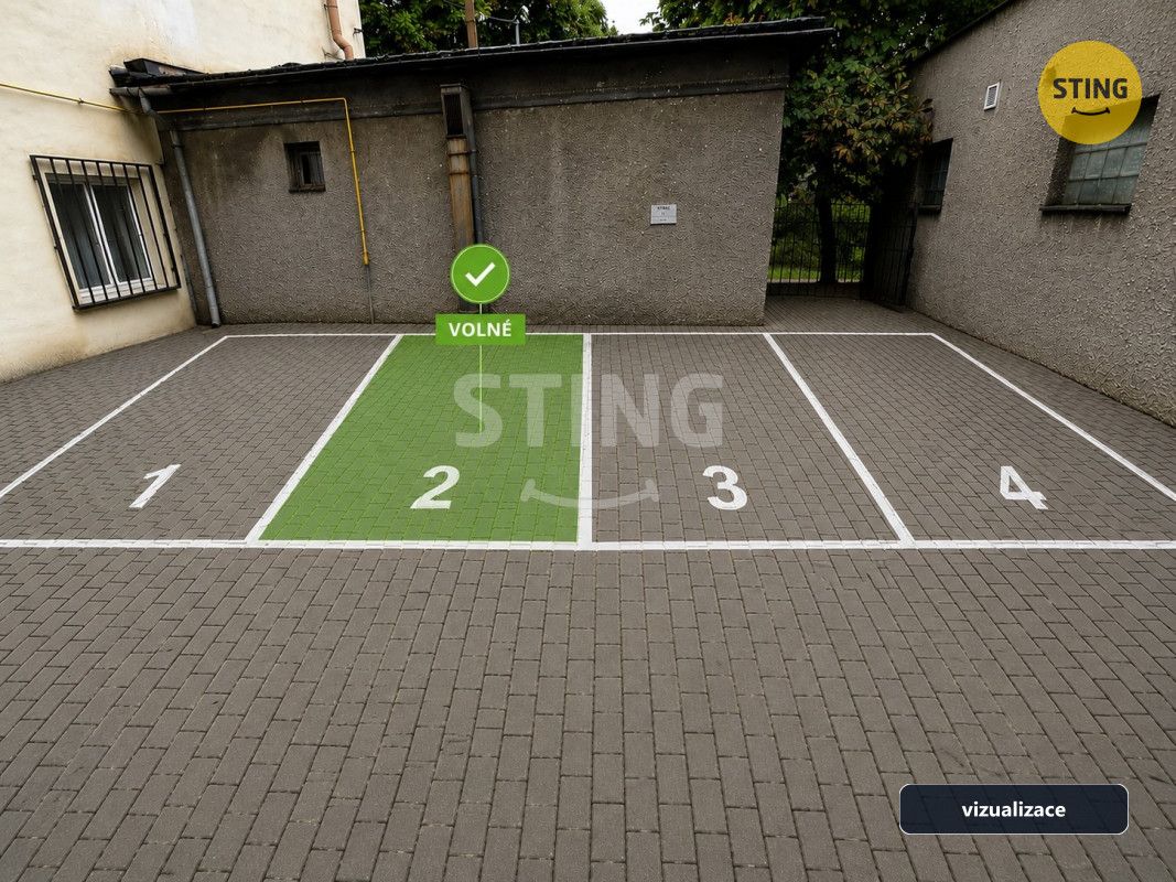 Nabízíme k pronájmu venkovní parkovací místo ve dvoře domu n