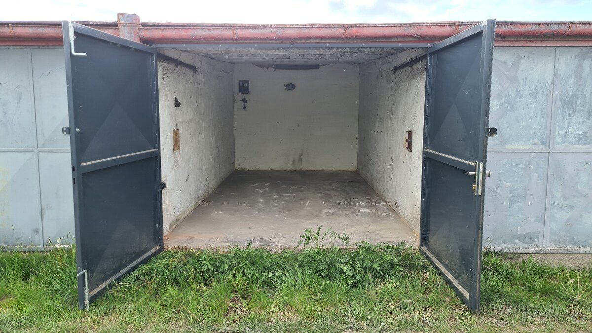 Nabízím k prodeji řadovou garáž 18 m2 v osobním vlastnictví 