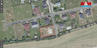 Nabízíme k prodeji stavební pozemek o rozloze 1 173 m² v obc