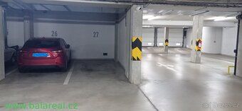 Garážová stání Olomoucká v Brně Černovicích pro 1 auto, moto