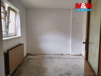Nabízíme k prodeji samostatně stojící rodinný dům v malebné 