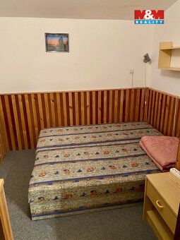 Pronájem samostatné chaty se 3 místnostmi ve velmi dobrém st