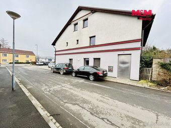Nabízíme k dlouhodobému pronájmu krásný, moderně rekonstruov