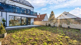 Hledáte moderní rodinné bydlení v klidné lokalitě u přírody,