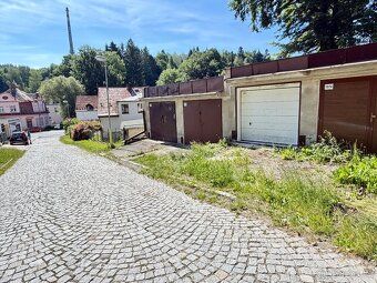 Na prodej řadová cihlová garáž na vlastním pozemku o výměře 