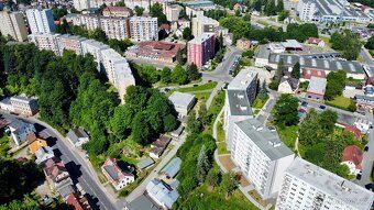 Na prodej řadová cihlová garáž na vlastním pozemku o výměře 