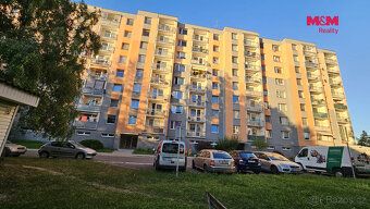 Nabízím k dlouhodobému pronájmu prostorný byt o dispozici 3+