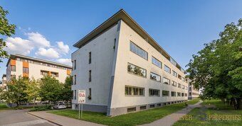 Ev.č. 00971 Pronájem světlého a vzdušného bytu 2+kk s velkou