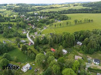 Nabízíme k prodeji stavební pozemek o výměře 1 119 m² v klid