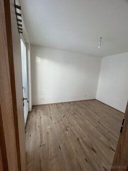 Nabízíme k prodeji špičkově zpracovaný, nízkoenergetický cel