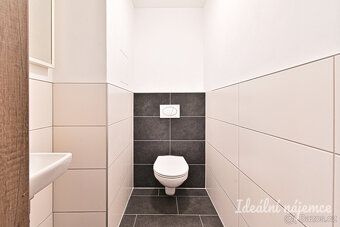 K dlouhodobému podnájmu nabízíme byt o dispozici 2+kk v oblí