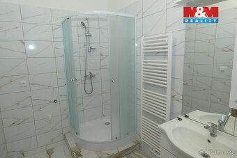 Nabízíme k prodeji dům v klidné části obce Žleby, okres Kutn