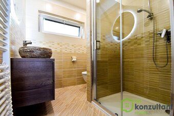 Ev.č. 01173 Moderní rodinný dům 4+kk s rozlehlým pozemkem 1 