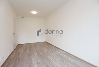 Nabízíme k pronájmu byt 2+kk, 64,3m2 + balkon 5,8m2. Byt se 